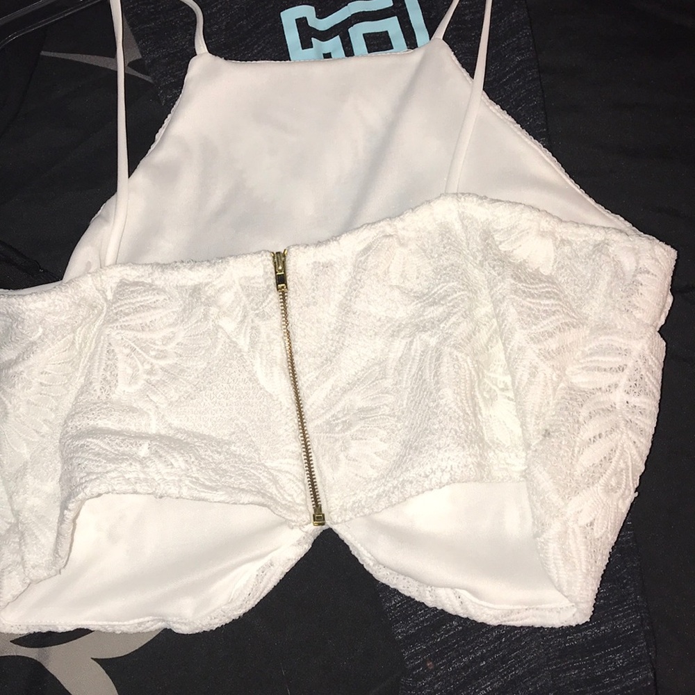 Crop top - Picture 3 of 4